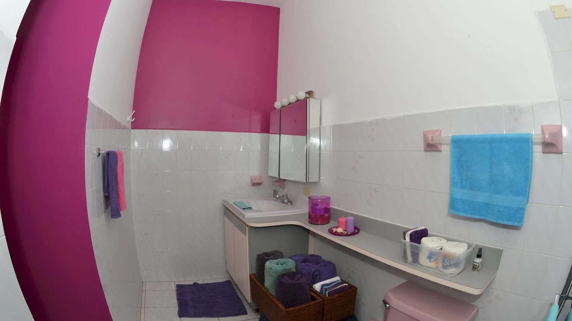 Bed and Breakfast Wssm Surf House Aguadilla 3*,